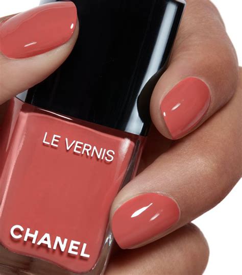 spirituelle chanel longwear nail colors.